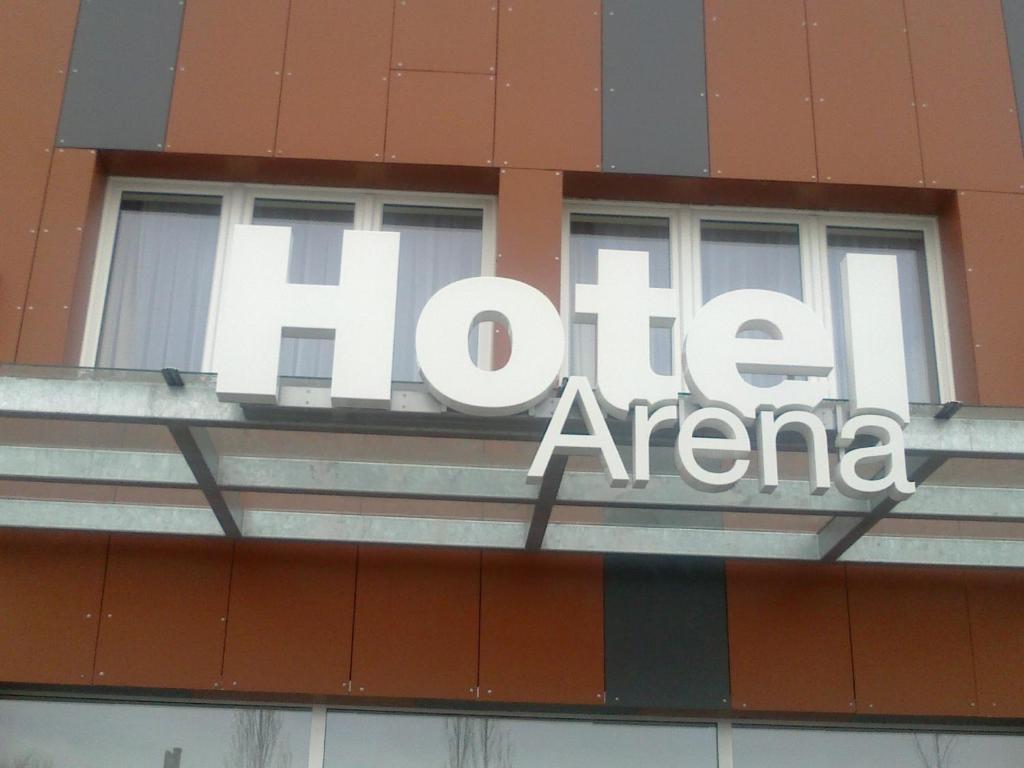 Hotel Arena Chomutov Esterno foto